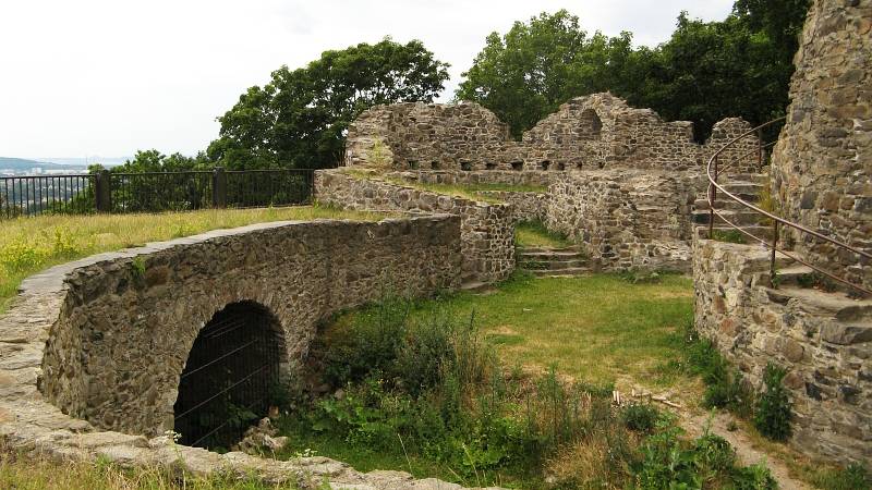 9-hrad-krupka